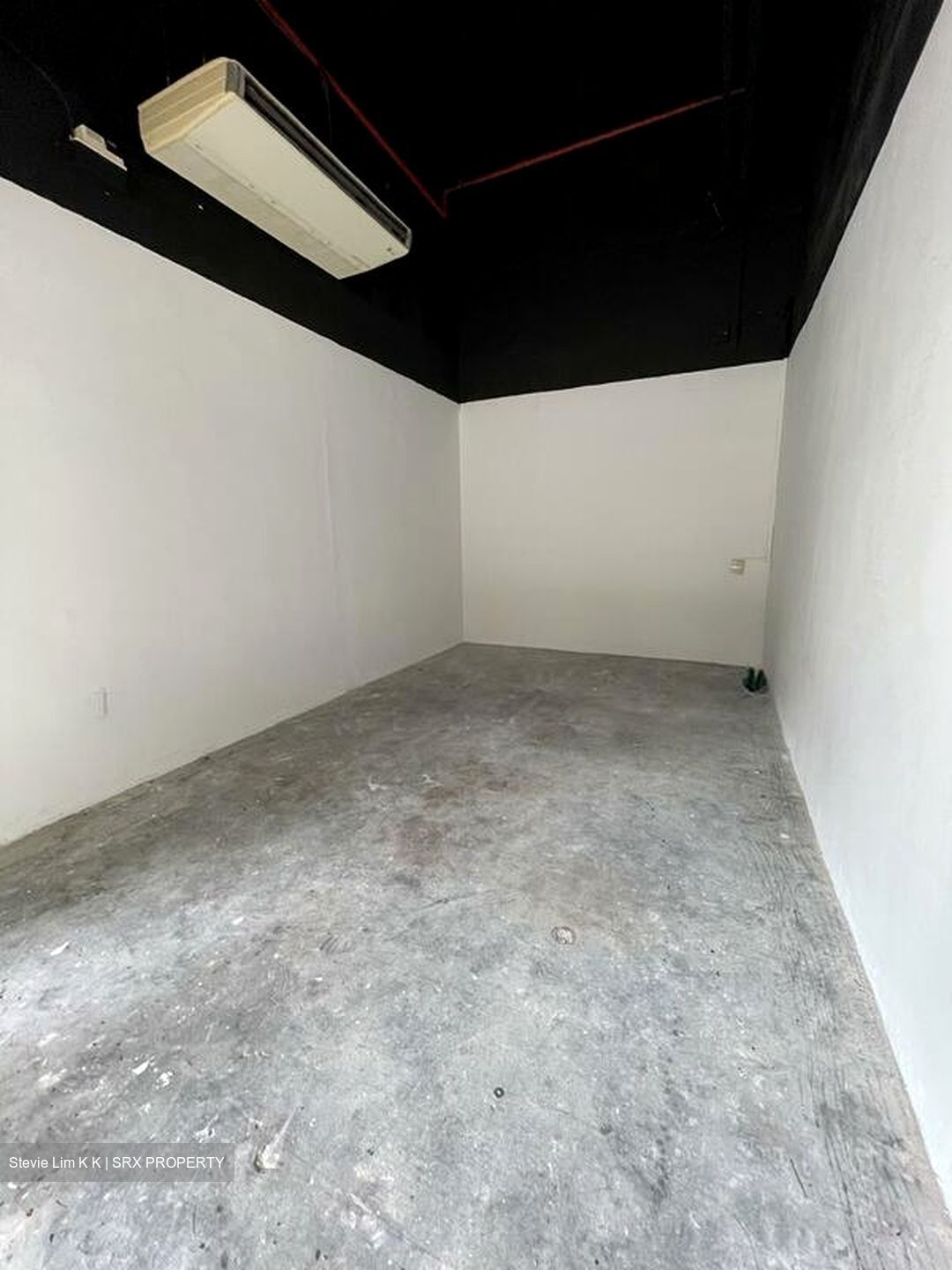 Burlington Square (D7), Retail #578517731